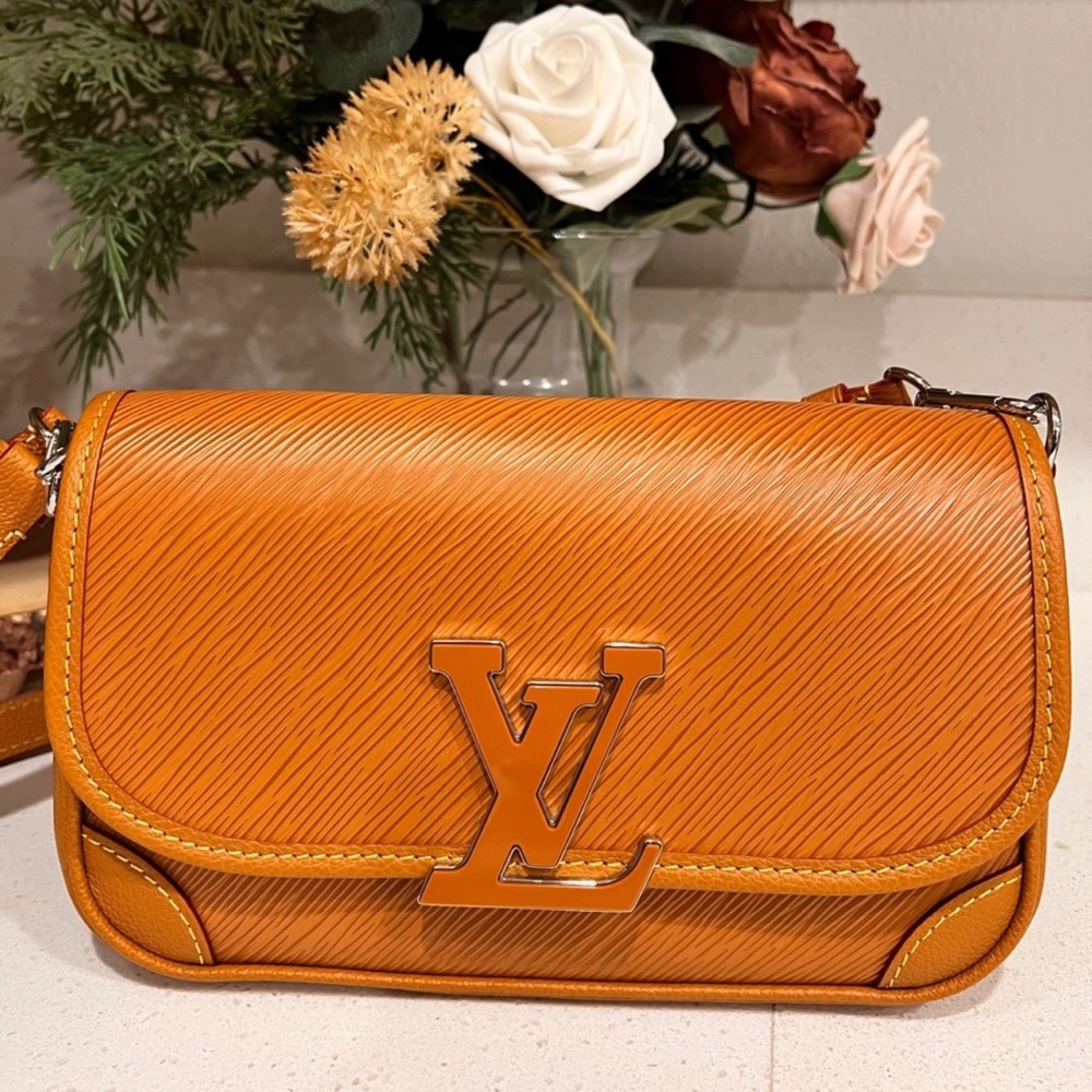 Louis Vuitton Buci